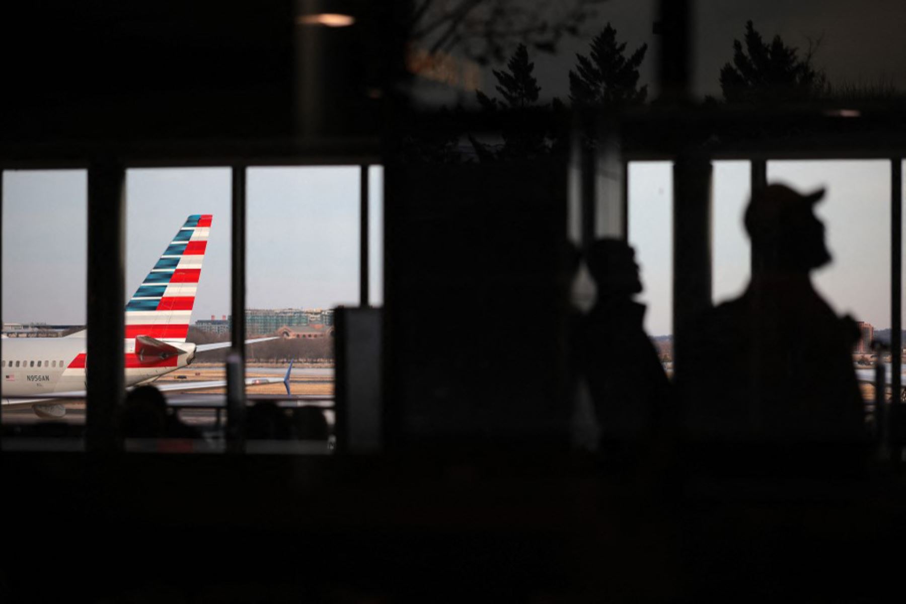 Los investigadores han recuperado el grabador de voces de la cabina del piloto y el registrador de datos de vuelo, que serán analizados por la Junta Nacional de Seguridad en el Transporte, a cargo de la investigación. Foto: AFP