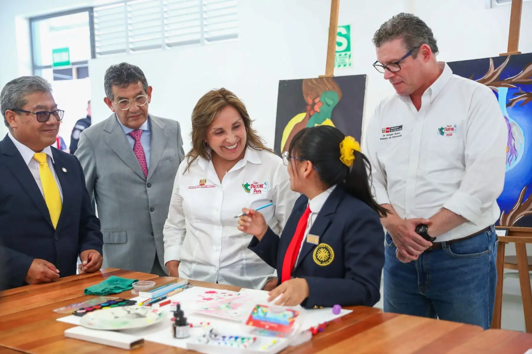 La presidenta Dina Boluarte participa en la ceremonia de inauguración del nuevo local del Colegio de Alto rendimiento (COAR) de Tacna. Foto: ANDINA/Prensa Presidencia