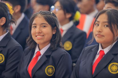 El Diploma del Bachillerato Internacional que obtienen los estudiantes de los COAR está en línea con los objetivos del Pacto Social por la Educación. Foto: ANDINA/Prensa Presidencia