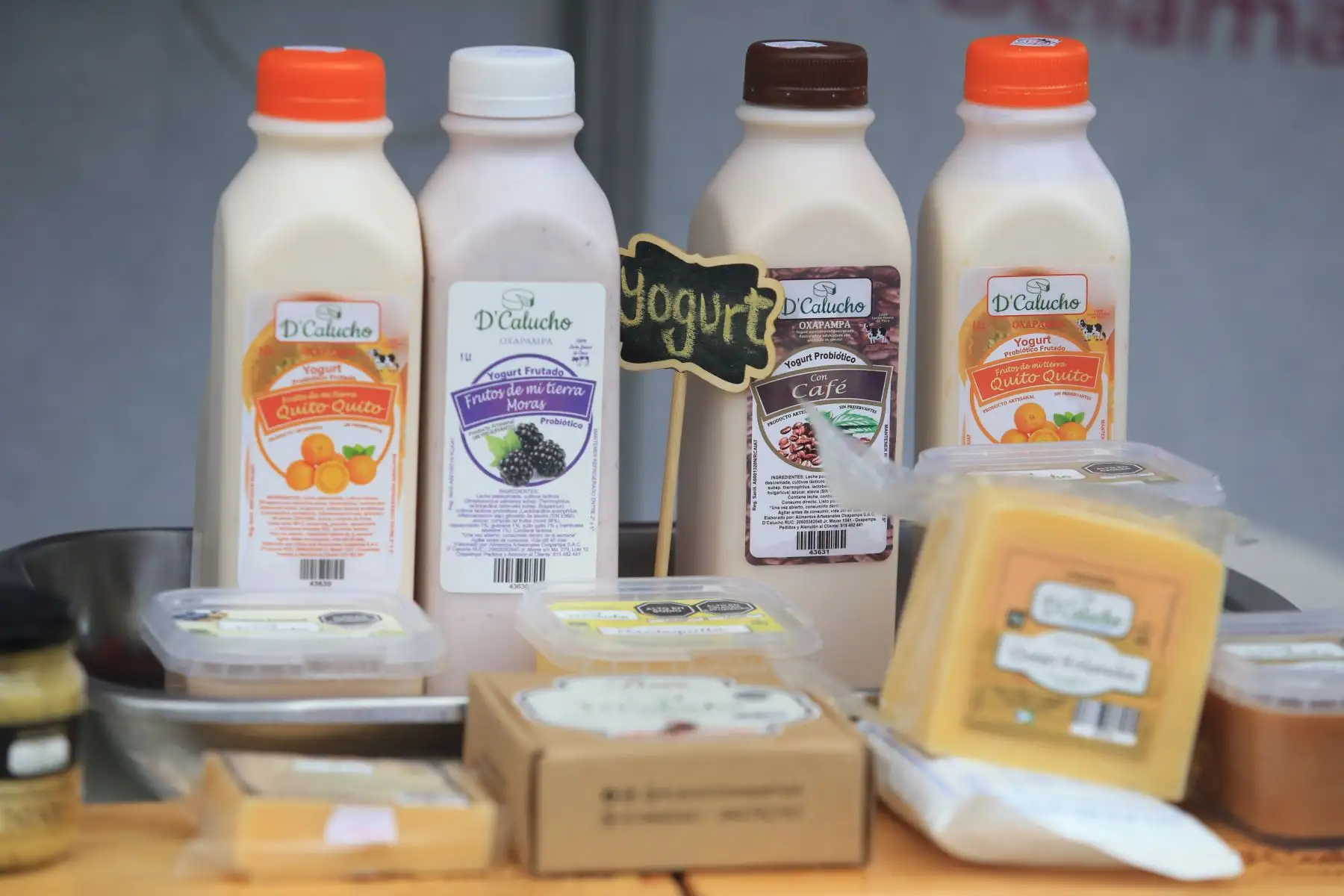 El Ministerio de la Producción y la Municipalidad Distrital de Barranco,  inauguran Feria Perú Produce por el Día Nacional del Pisco Sour, que contará con la participación de más 45 mype entre bodegas pisqueras, gastronómicas y alimentos y bebidas en general. 

Los empresarios de Ica, Lima, Tacna, Moquegua, entre otros, ofertarán lo mejor de su producción a precios increíbles de feria. FOTO:ANDINA/Hector Vinces.