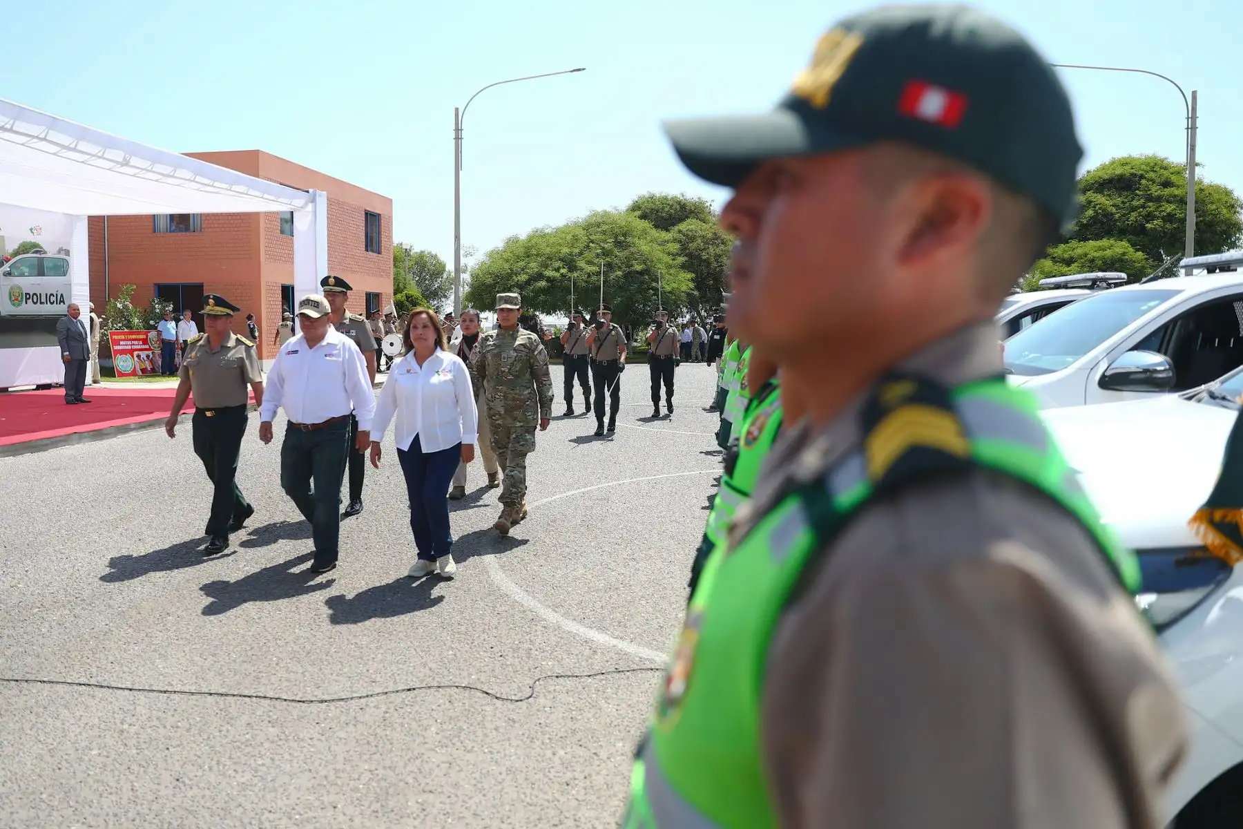 Entrega de 30 camionetas equipadas por parte del GORE Tacna a la Región Policial de Tacna. Foto: ANDINA/Prensa Presidencia