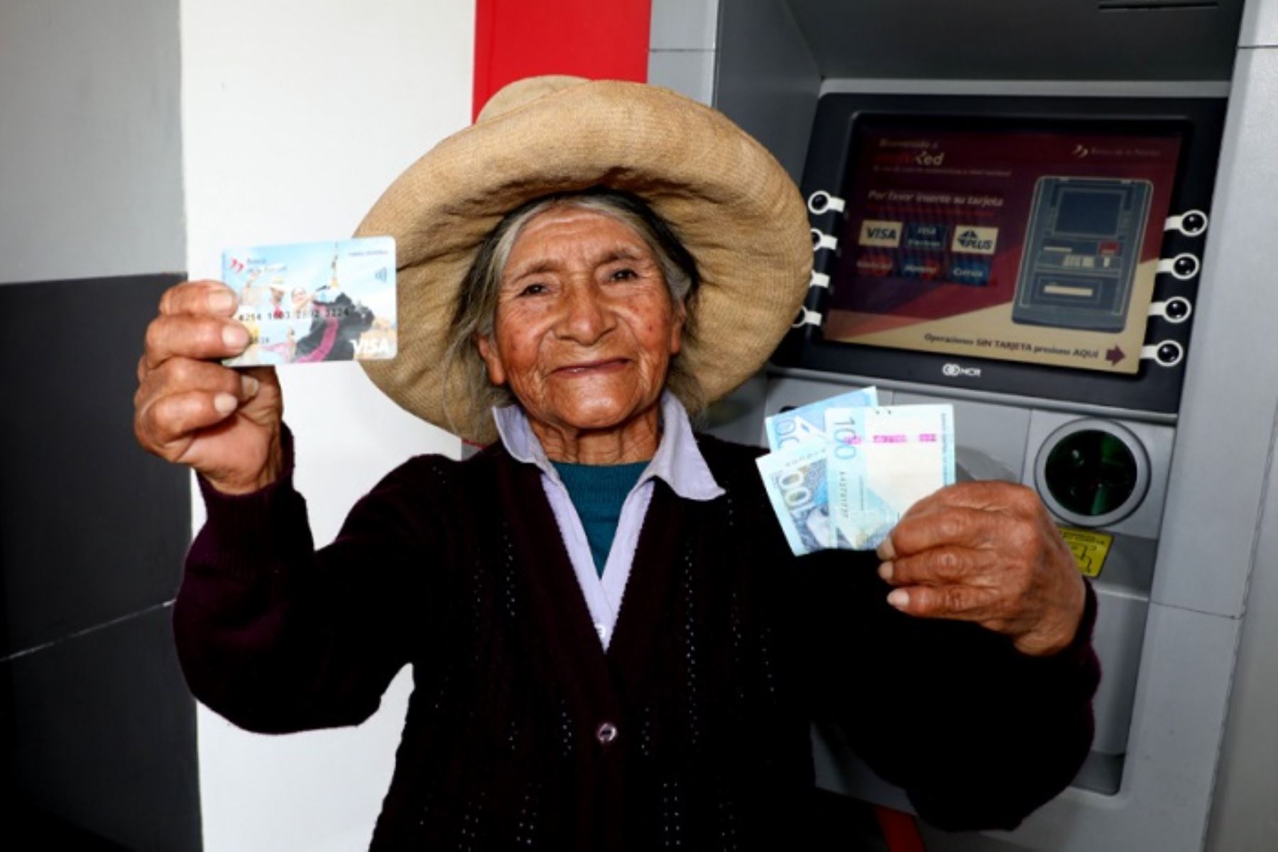 Durante el 2024, más de 210 mil adultos mayores en situación de pobreza extrema se incorporaron a Pensión 65, a través del Plan de Cierre de Brecha Social.