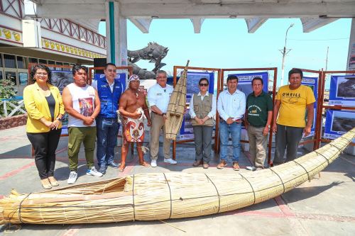 El titular del Ministerio del Ambiente (Minam), Juan Carlos Castro, participó en Huanchaco, en La Libertad, de un ceremonia por el Día Mundial de los Humedales. ANDINA/Difusión