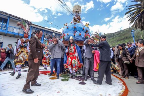 Cusco: Paucartambo rinde homenaje por los 40 años de la coronación de la Virgen del Carmen