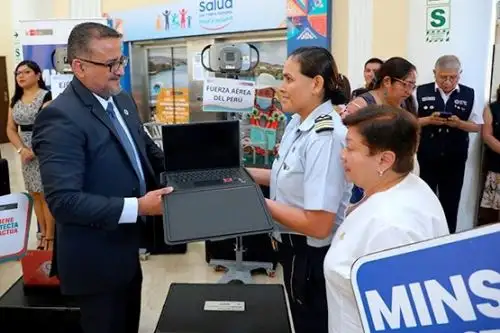 Entregan modernos equipos para fortalecer lucha contra la TB en primer nivel de atención. Foto: ANDINA/Difusión.