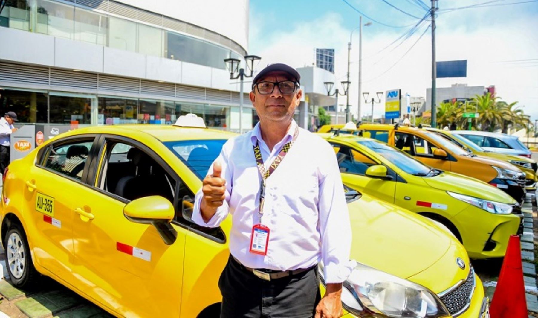 El presidente de la ATU indicó que las normas para ofrecer el servicio de taxi son muy claras y que estas serán verificadas al ingresar al nuevo terminal aéreo. Foto: ANDINA/LAP.