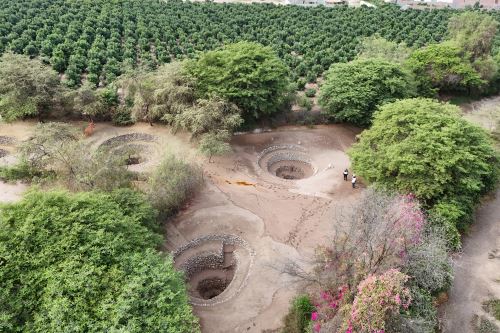 Acueductos de Cantalloc afectados por huaico y desborde de río en Nasca