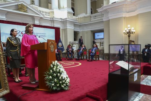 Presidenta: es fundamental para el desarrollo del país evitar politización de la justicia