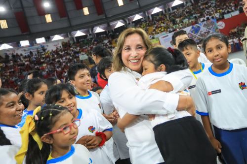 Presidenta Dina Boluarte inaugura el Festival Deportivo Semillero 2025