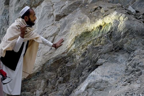 Afganos apuestan por la minería como fuente de ingresos