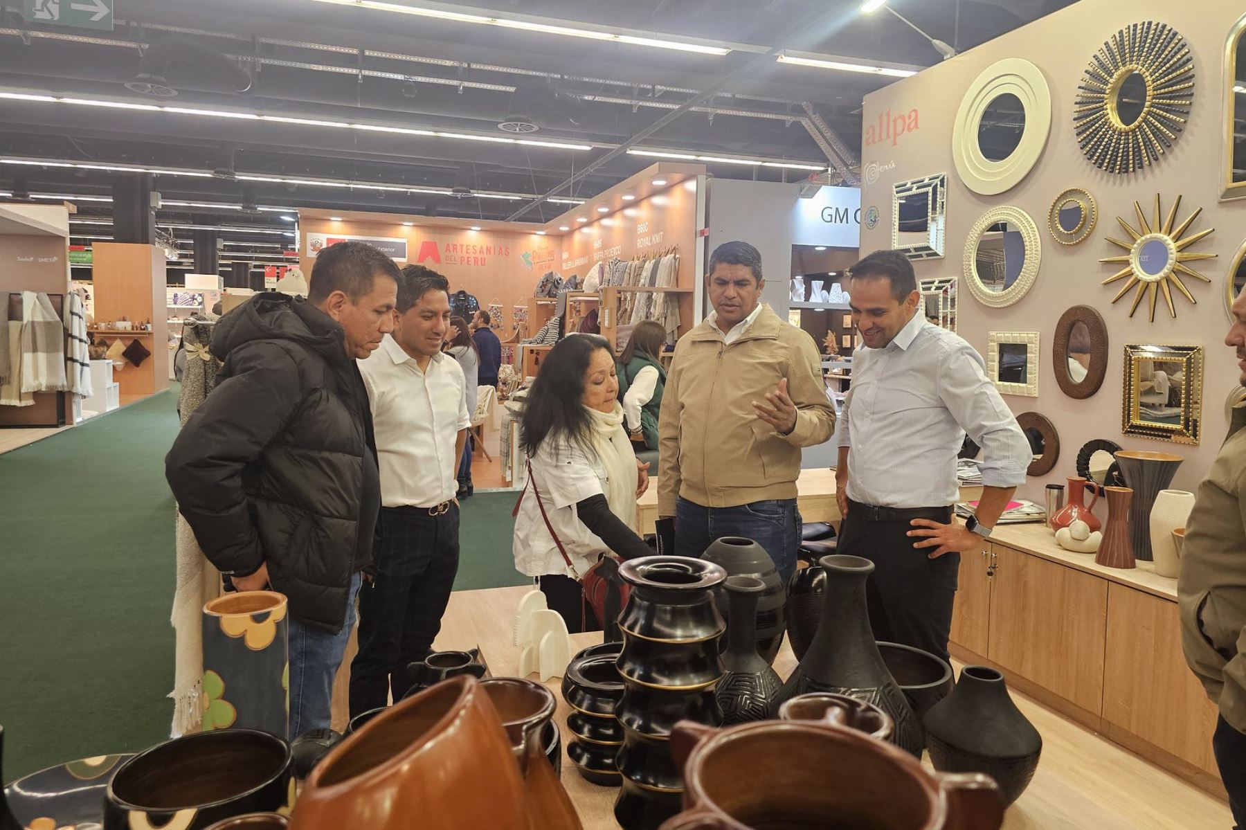 Artesanos peruanos exponen sus productos en Alemania. ANDINA/Difusión