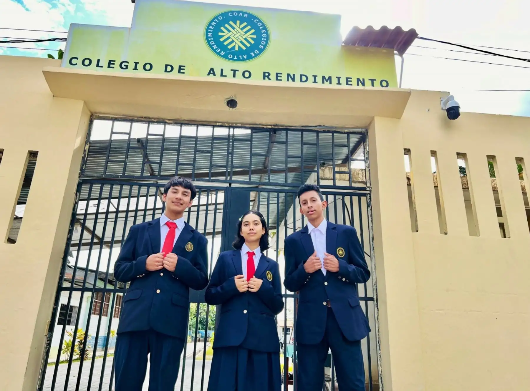 Un total de 660 estudiantes de la región San Martín están aptos para postular a una de las vacantes que ofrece el Colegio de Alto Rendimiento (COAR). Solo 200 pasarán la primera etapa de evaluación. ANDINA/Difusión