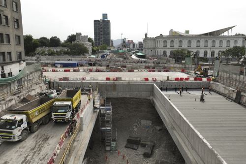 Línea 2 del Metro de Lima:  Imágenes en drone del avance de las obras desde la plaza Bolognesi hacia la avenida Arica en el Cercado de Lima