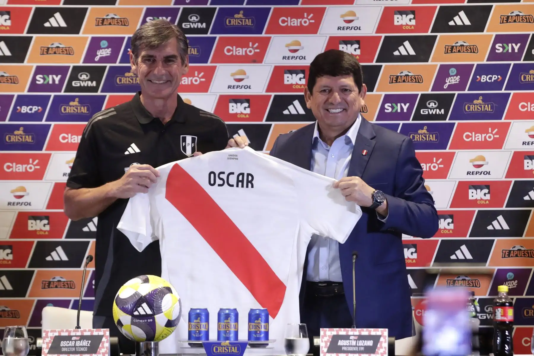 Conferencia de prensa de Óscar Ibáñez quien fue presentado como técnico de la selección peruana.
Foto: ANDINA/Eddy Ramos