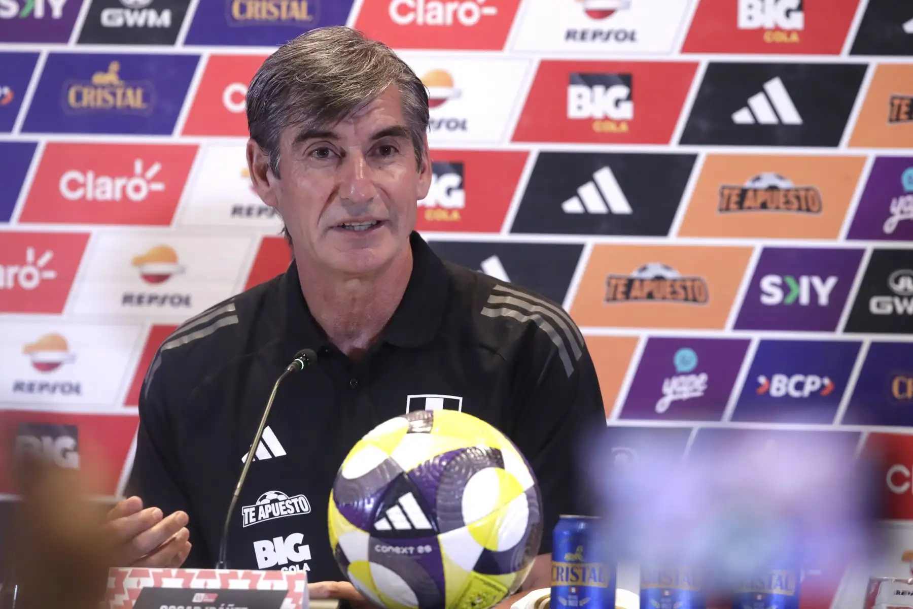 Óscar Ibáñez fue presentado este martes como técnico de la selección peruana. Foto: ANDINA/Eddy Ramos