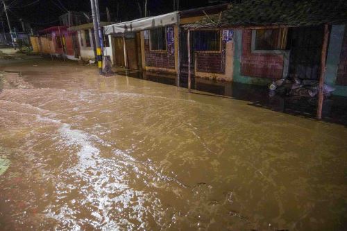 La provincia de Nasca es una de las más afectadas por las lluvias intensas que se registran en los últimos días en la región Ica. Foto: ANDINA/Cortesía Genry Bautista