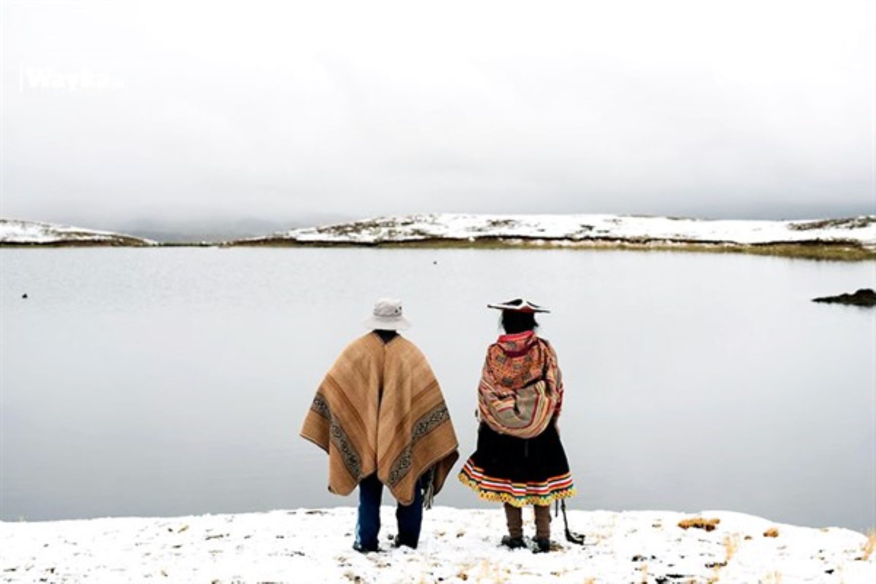 Reponen muestra fotográfica "Guardianes de los glaciares".