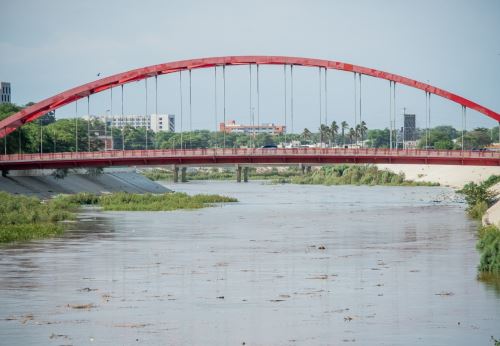 El Senamhi advirtió del incremento del caudal del río Piura por lluvias de moderada a fuerte intensidad que se registran en la sierra de la región Piura. ANDINA/Difusión