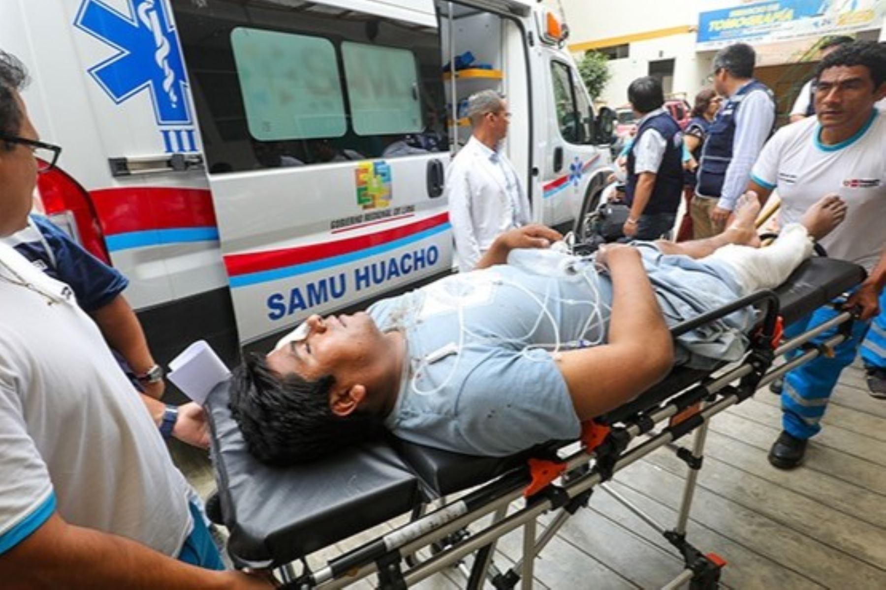 Tras el siniestro, se activó el sistema de emergencia para garantizar la atención de los pacientes. Foto: Minsa