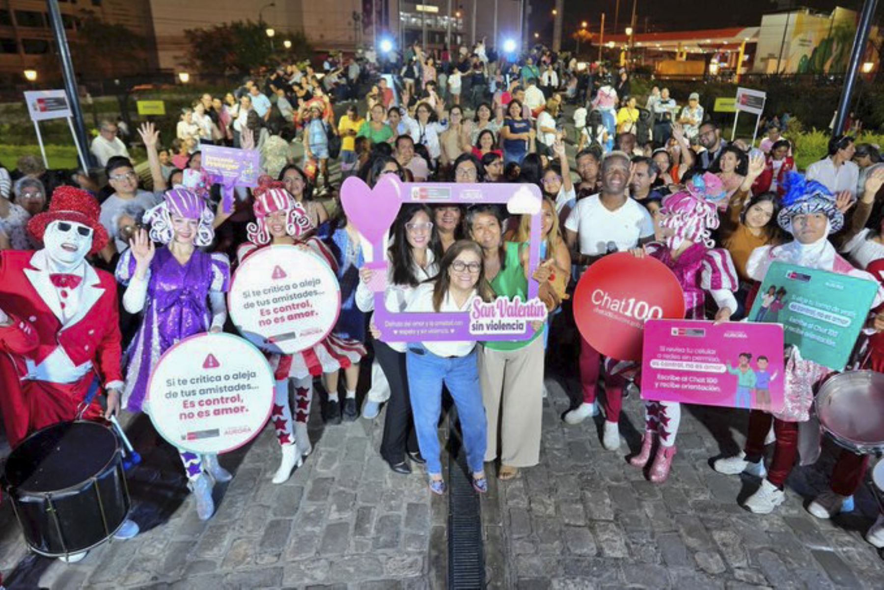 En el marco del Día del Amor y la Amistad, más de 200 parejas participaron en la actividad “San Valentín sin Violencia”. Foto: Difusión.