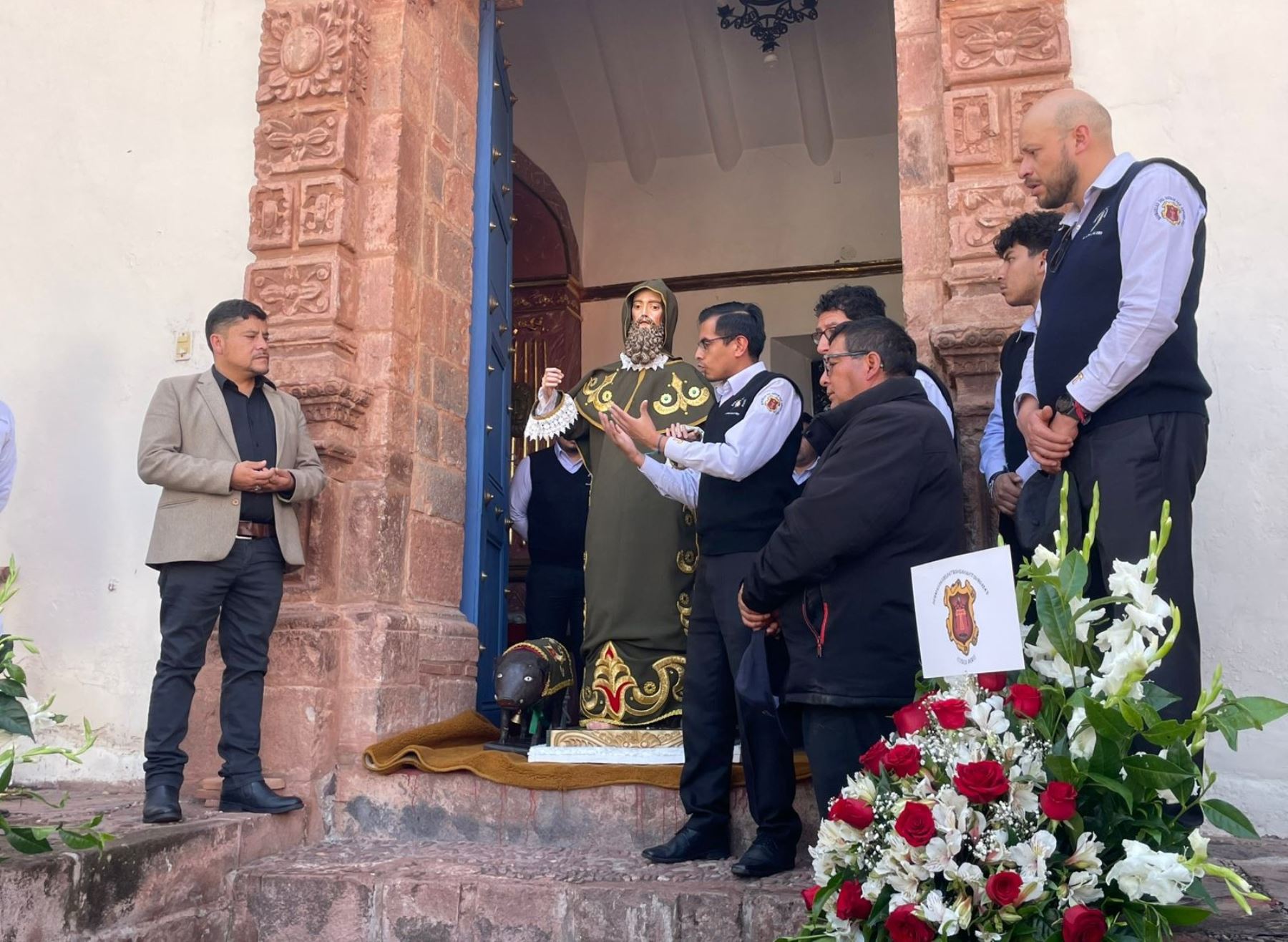 Especialistas del Taller de Restauración de Tipón de la Dirección de Cultura de Cusco realizarán trabajos para rehabilitar la imagen de San Antonio Abad, uno de los santos mayores de Cusco. ANDINA/Difusión