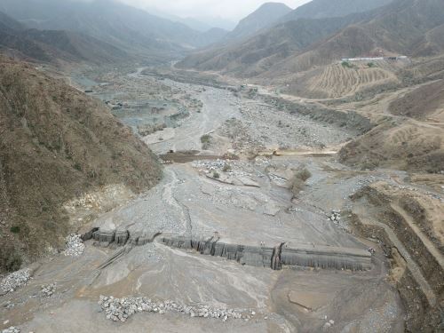 La ciudad de Ica se salvó de ser inundada por un huaico gracias a las obras que se ejecutan en la quebrada Cansas que logró mitigar las aguas. Foto: Genry Bautista