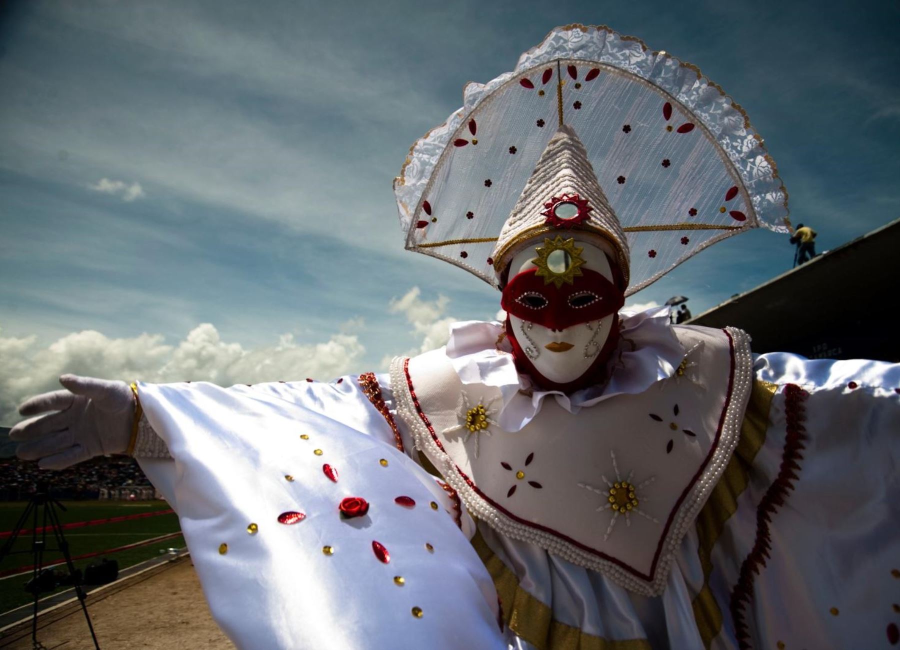 El Carnaval de Cajamarca es una de las celebraciones más importantes del calendario festivo peruano y cada año recibe miles de visitantes para participar de los festejos.