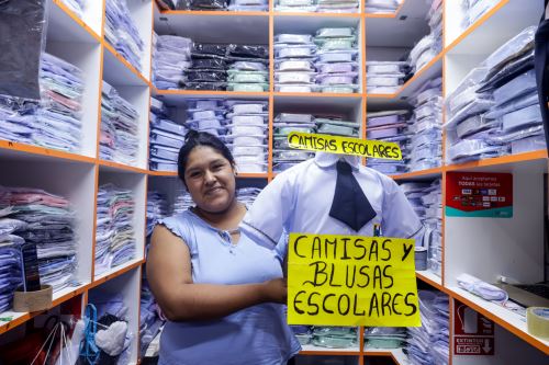 Gamarra lanza campaña escolar 2025 con variedad de uniformes a precios accesibles