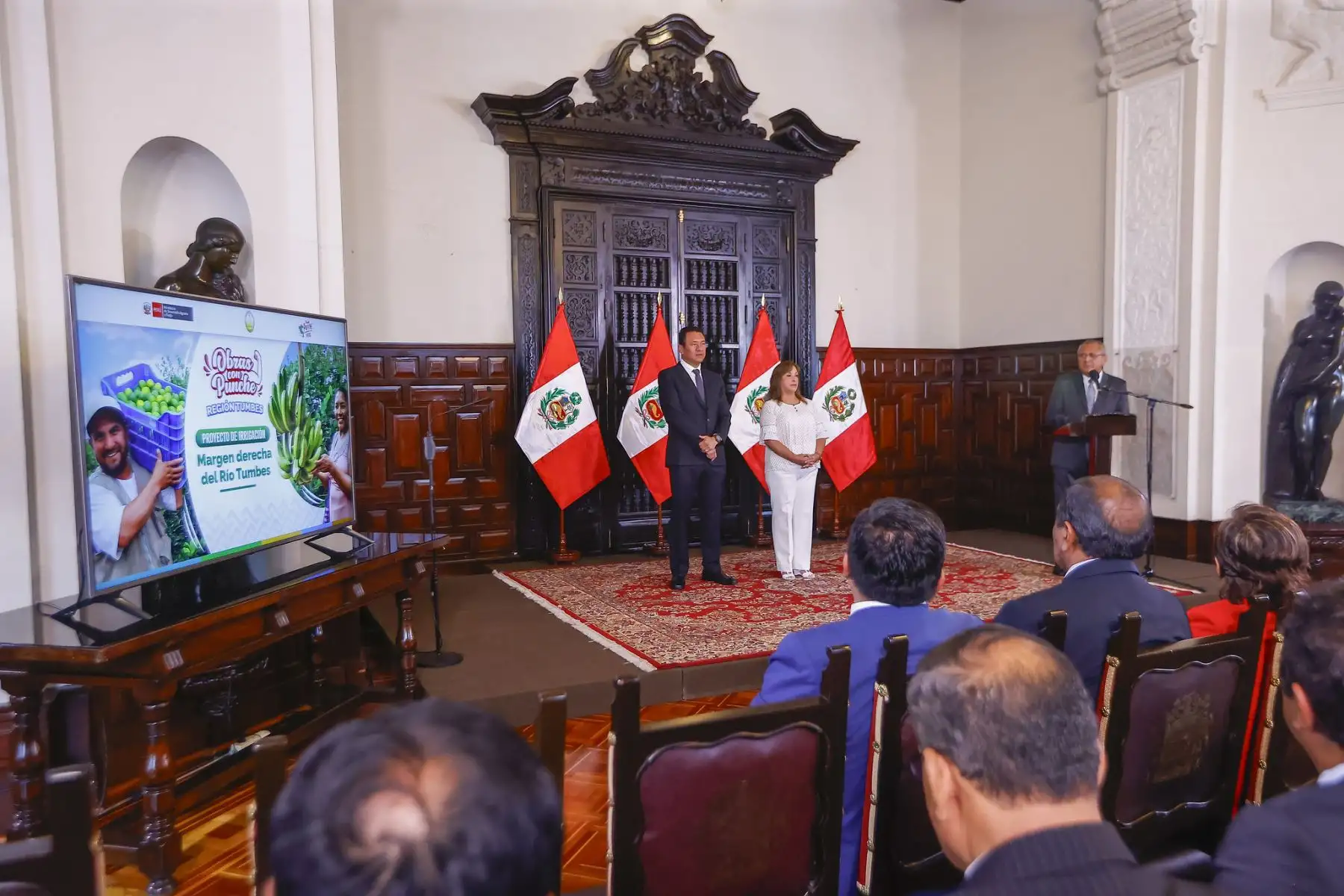 Firma del convenio para la transferencia del Proyecto de irrigación de la margen derecha del río Tumbes 376. Foto: ANDINA/Prensa Presidencia
