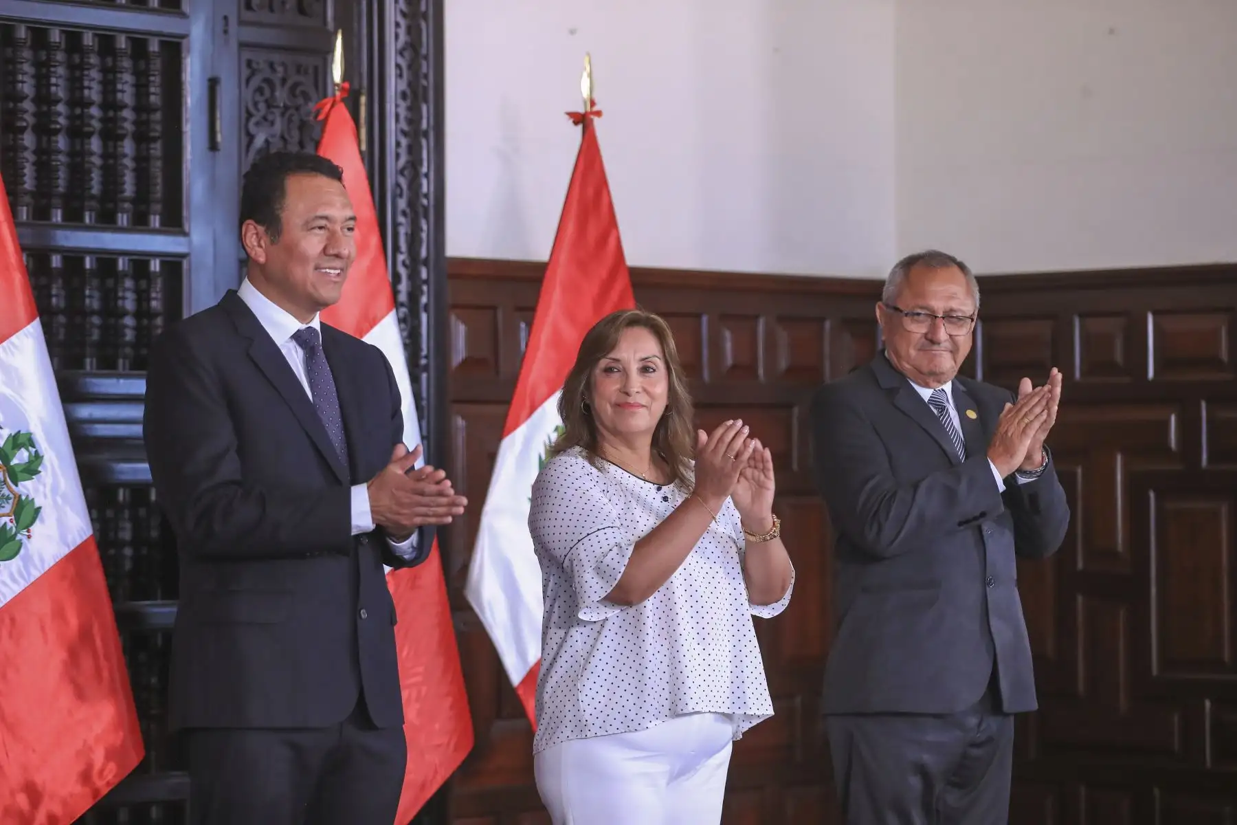 Firma del convenio para la transferencia del Proyecto de irrigación de la margen derecha del río Tumbes 376. Foto: ANDINA/Prensa Presidencia