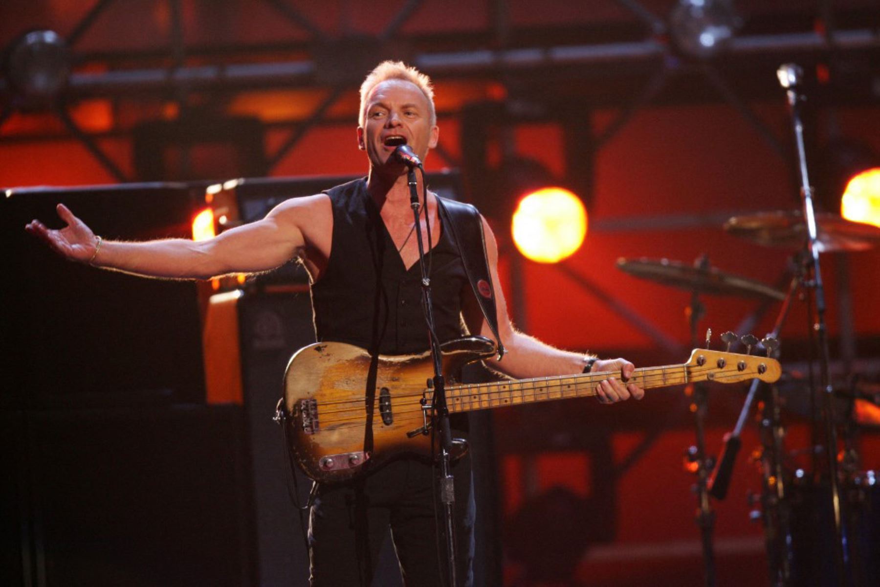 Sting, de The Police, cinco veces ganador del Grammy, se presenta durante la 49.ª edición de los premios Grammy en Los Ángeles el 11 de febrero de 2007. Foto: AFP