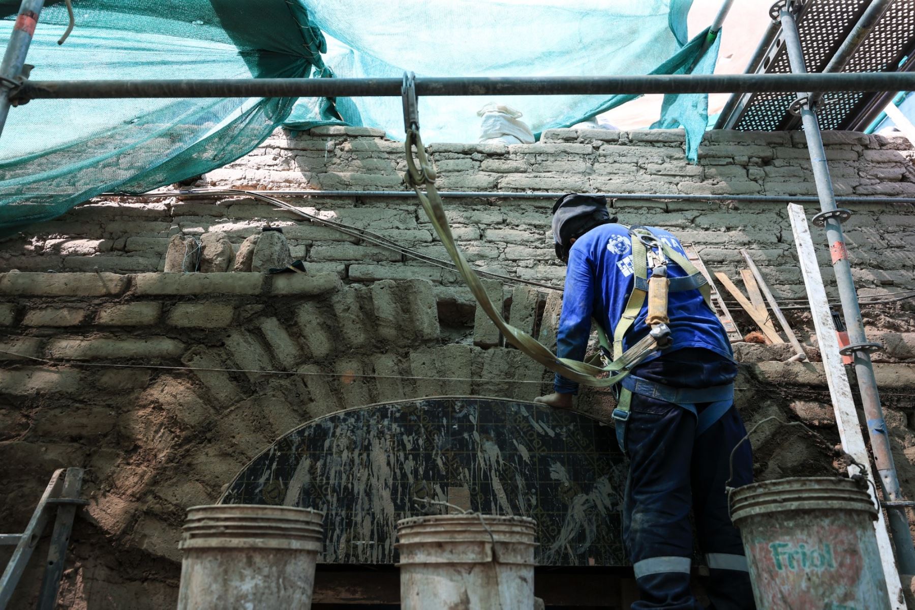 Situada al costado de la basílica Nuestra Señora del Rosario, la iglesia de la Veracruz era otro reto para el equipo de restauración, ya que se encontraba dañada tanto por fuera como por dentro debido a los sismos de 1746 y 1940 ocurridos en Lima y Callao.  Foto: ANDINA / Jhonel Rodríguez Robles