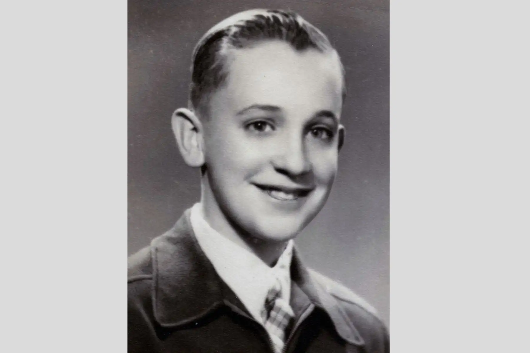 Foto sin fecha del álbum familiar Bergoglio del Papa Francisco en su juventud. Foto: AFP PHOTO / Familia Bergoglio