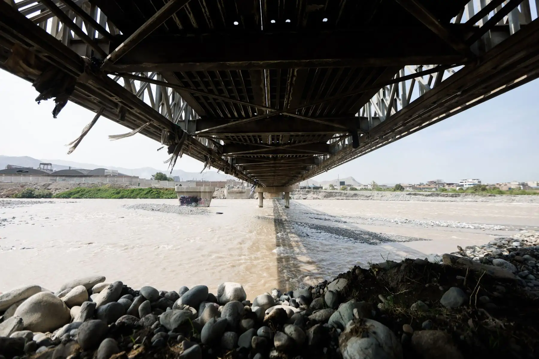 Más de una década sin solución: El puente provisional sigue en uso desde 2008. Foto: ANDINA/Luis Iparraguirre