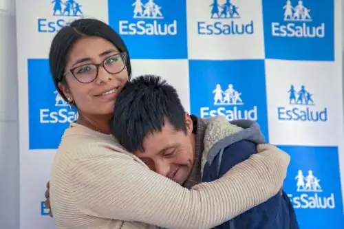 Incor EsSalud marca un hito en el tratamiento de cardiopatías congénitas en adultos, aplicando nuevas técnicas mínimamente invasivas ANDINA/ESSALUD