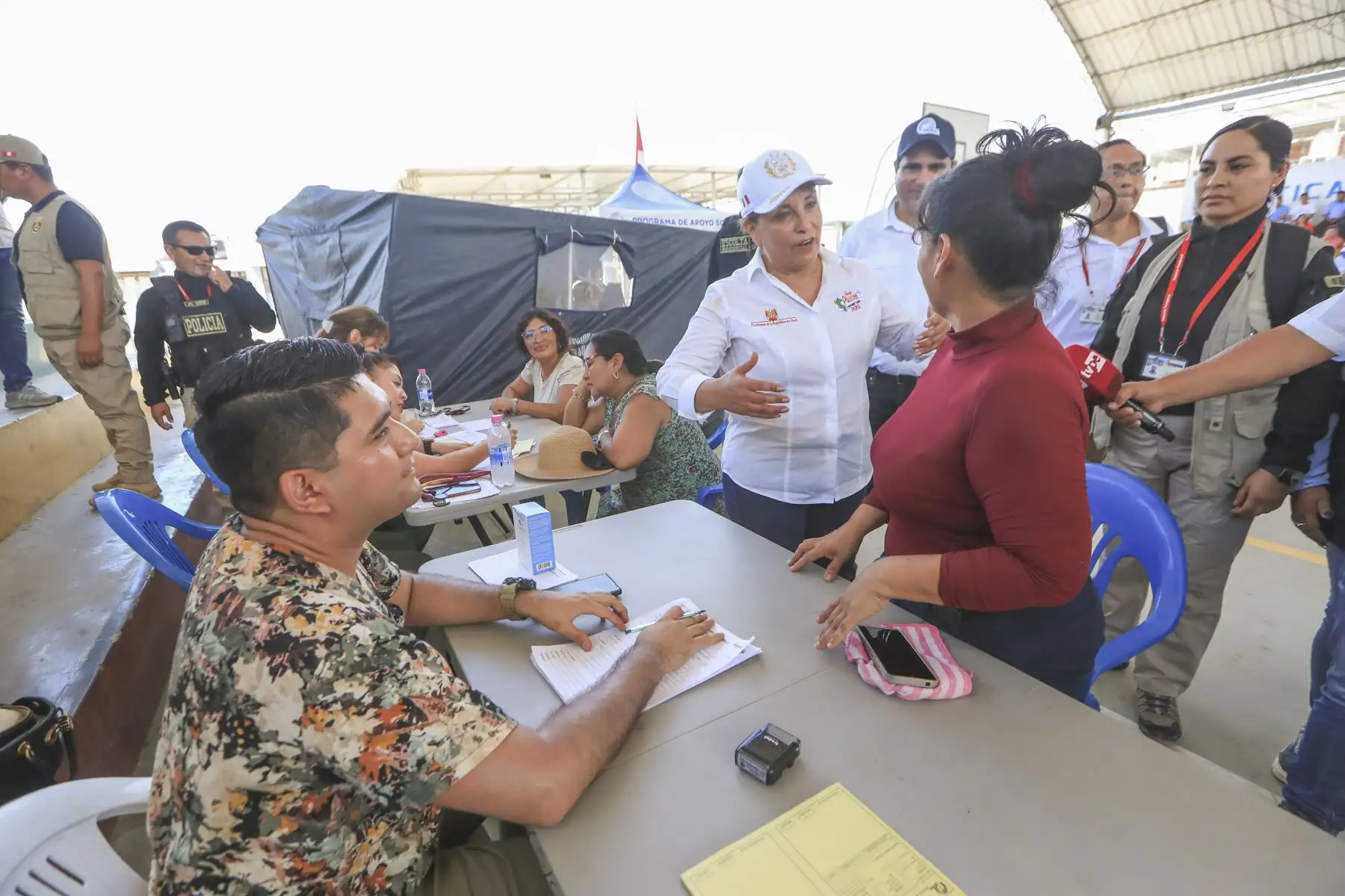 Supervisión de los módulos de atención médica en el marco de la Intervención Multisectorial en Sullana. Foto: Prensa Presidencia