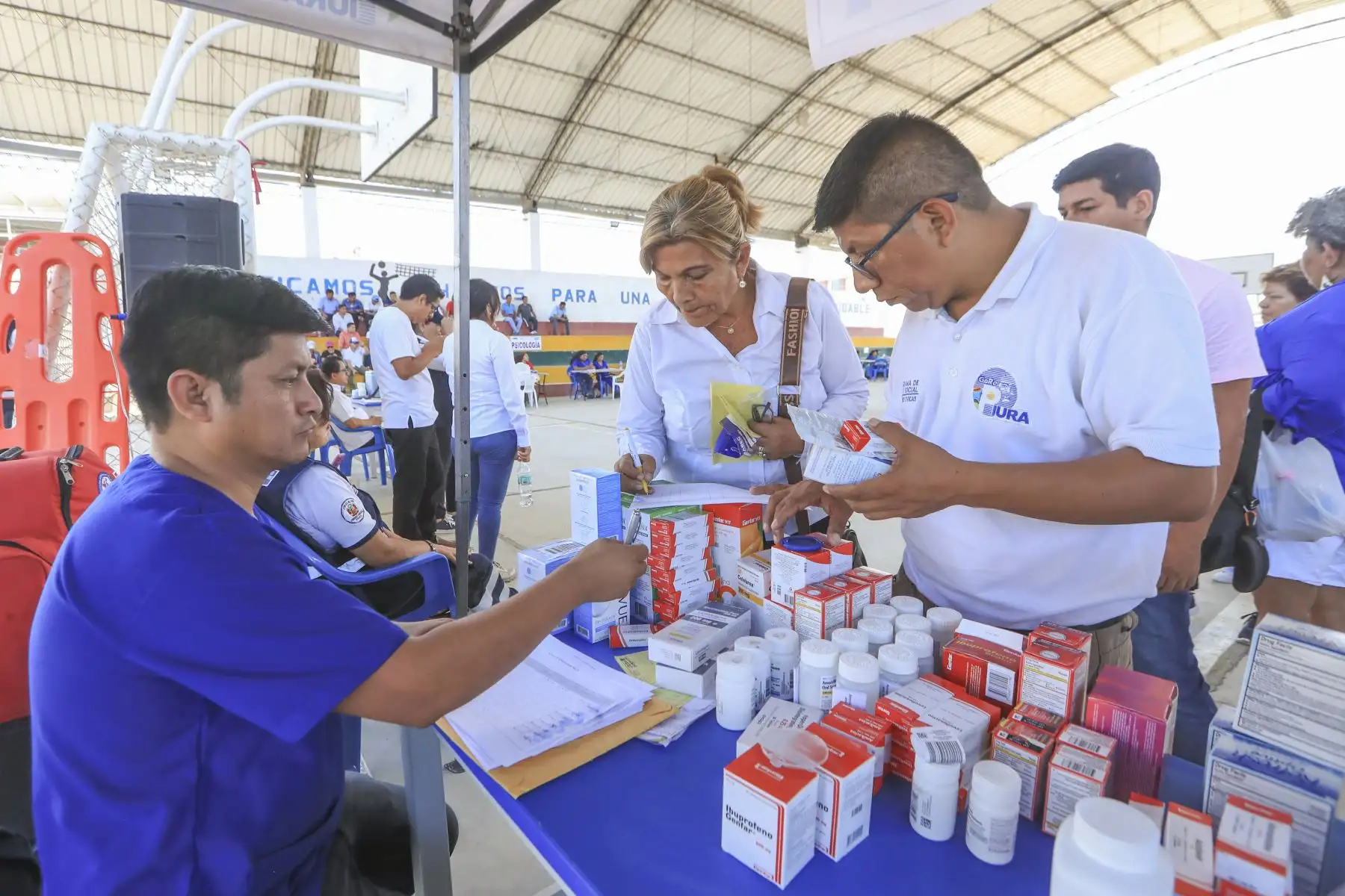 Supervisión de los módulos de atención médica en el marco de la Intervención Multisectorial en Sullana. Foto: Prensa Presidencia