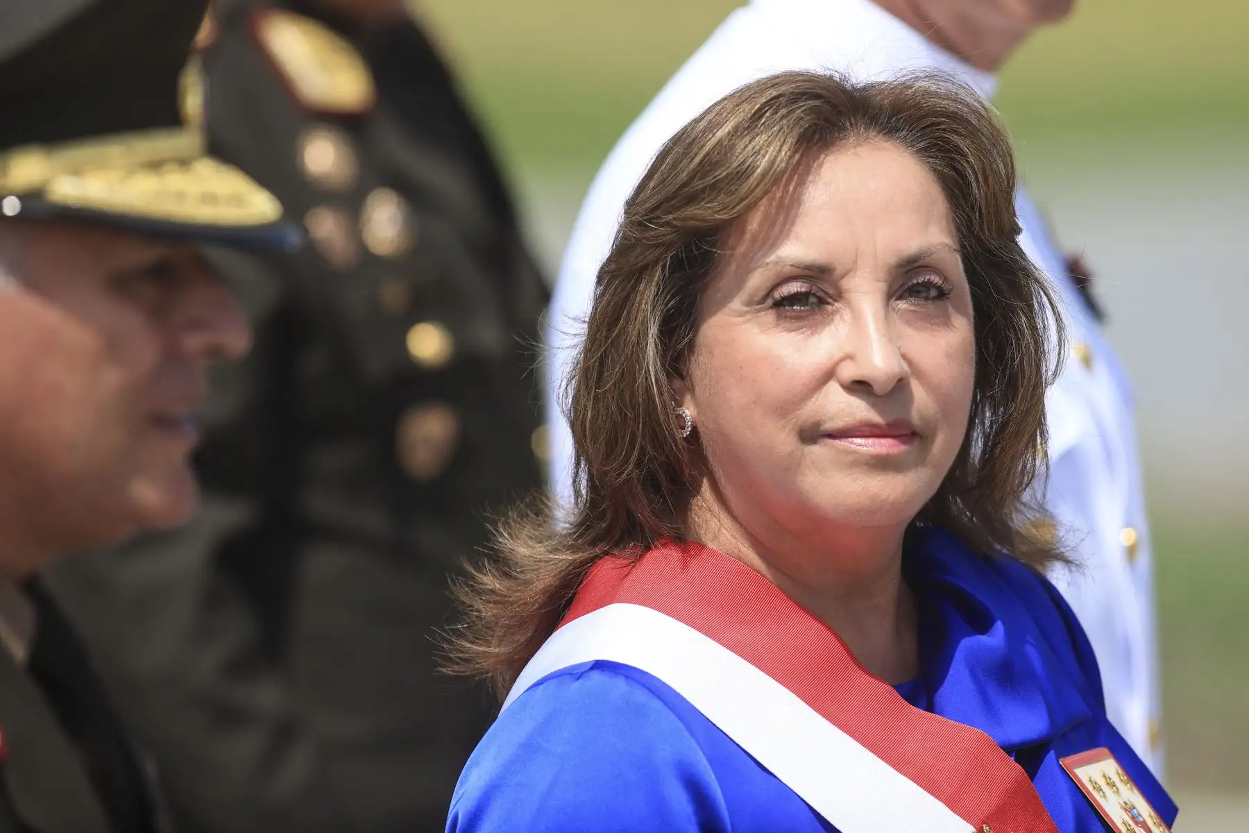 La presidenta Dina Boluarte participa en la ceremonia por el XXX Aniversario de las Operaciones del Alto Cenepa. Foto: ANDINA/Jhonel Rodríguez Robles
