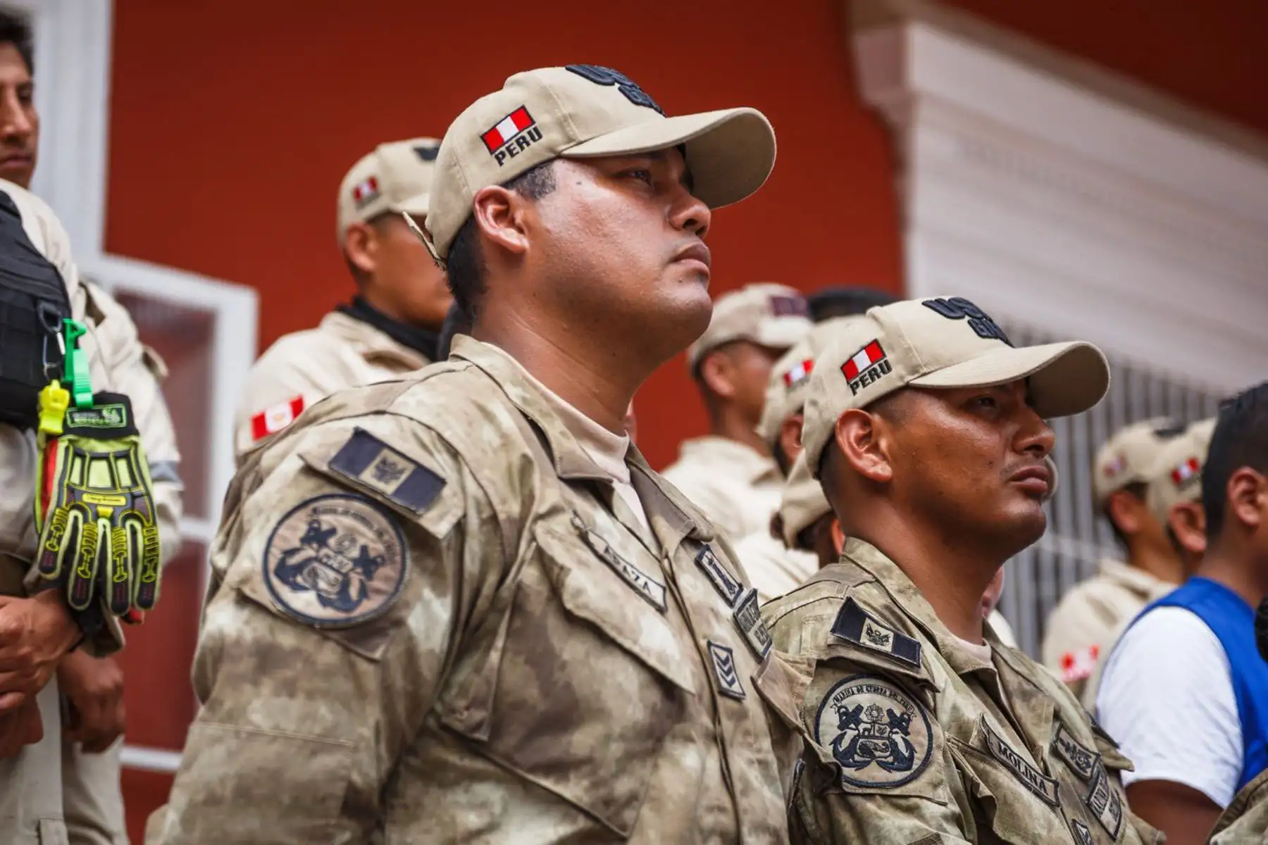 Ministro de Defensa, Walter Astudillo destaca la respuesta inmediata y articulada de los tres niveles de gobierno para atender emergencia en Trujillo.
Foto: Mindef