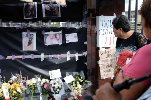 El desplome de parte de una cúpula en un centro comercial en Trujillo dejó seis personas fallecidas.