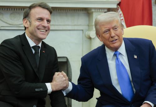 Trump y Macron reafirman su compromiso de trabajar juntos por la paz en Ucrania, aunque persisten algunas diferencias