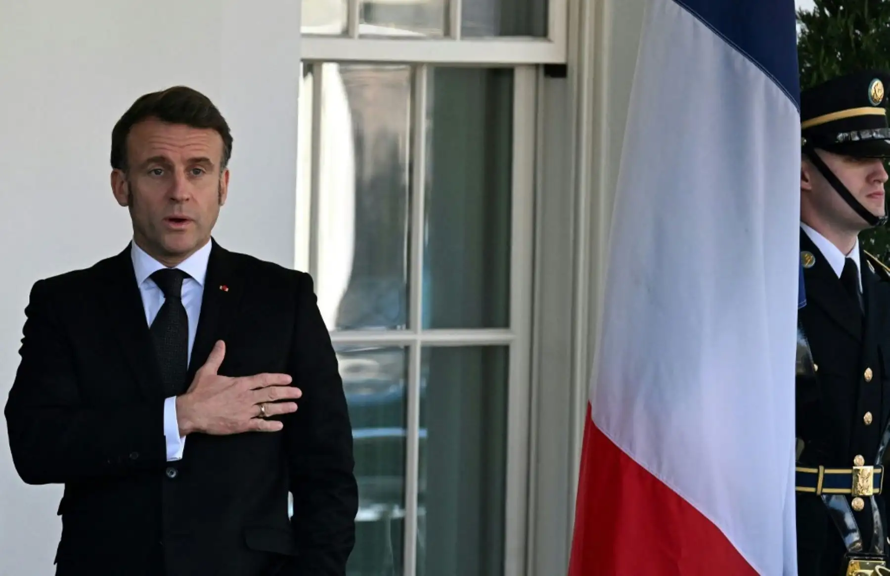 El republicano, que cuenta sobre todo con su diálogo con el presidente ruso, Vladimir Putin, para detener los combates, afirmó también que este último aceptaría un despliegue de tropas europeas en Ucrania, pero respondió con evasivas cuando se le preguntó si Washington ofrecería garantías de seguridad a estos soldados. Foto: AFP