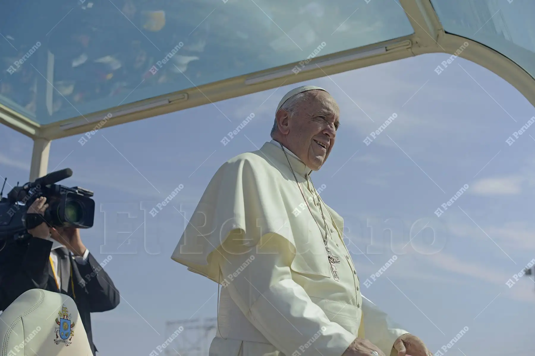 La Libertad - 20 enero 2018 / El Papa Francisco recorre las calles Trujillo a bordo del papamóvil. El Sumo Pontífice rezó por las víctimas de las inundaciones. Foto: ANDINA / Elías Alfageme