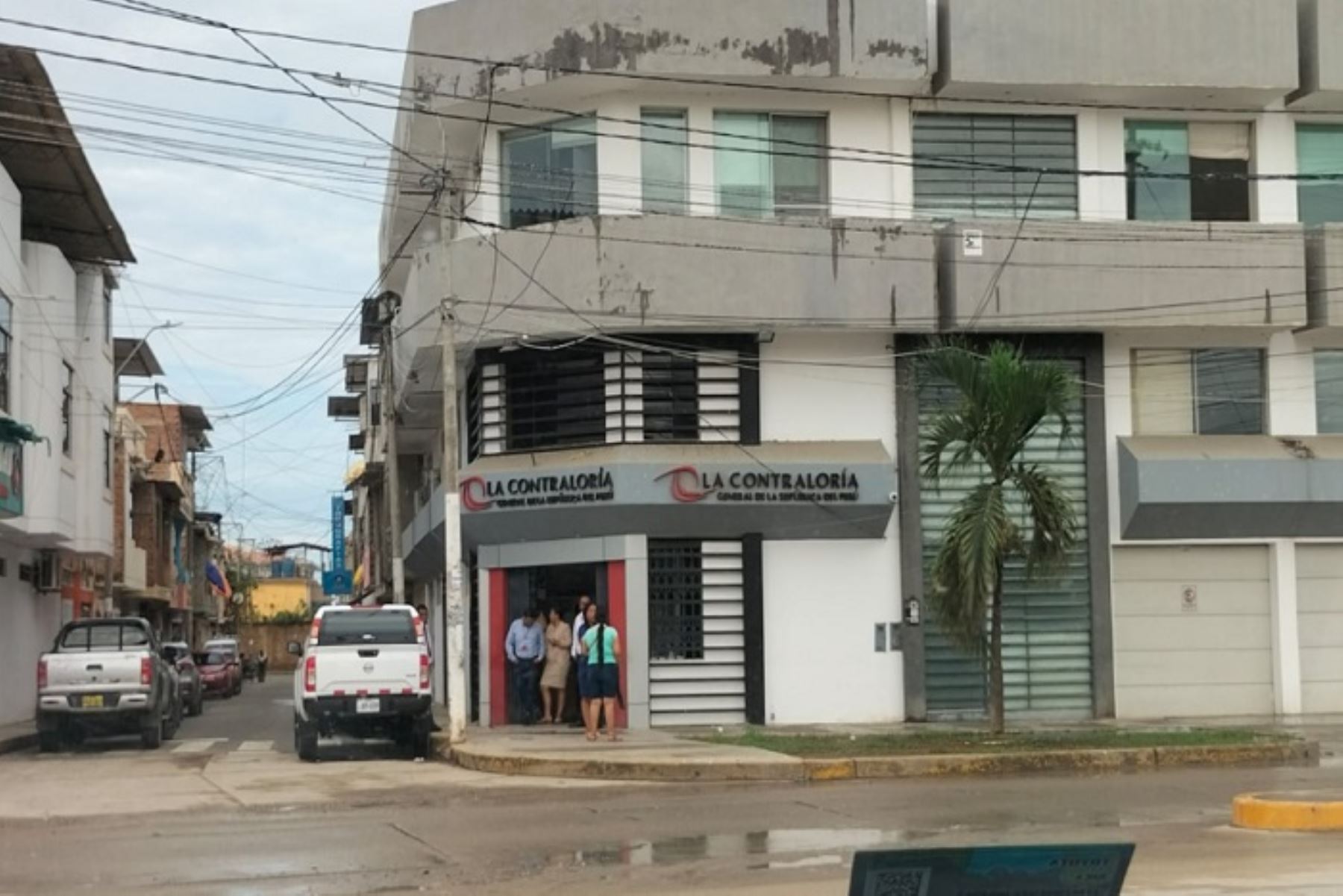 El servicio de agua potable y telefonía también se había afectado.