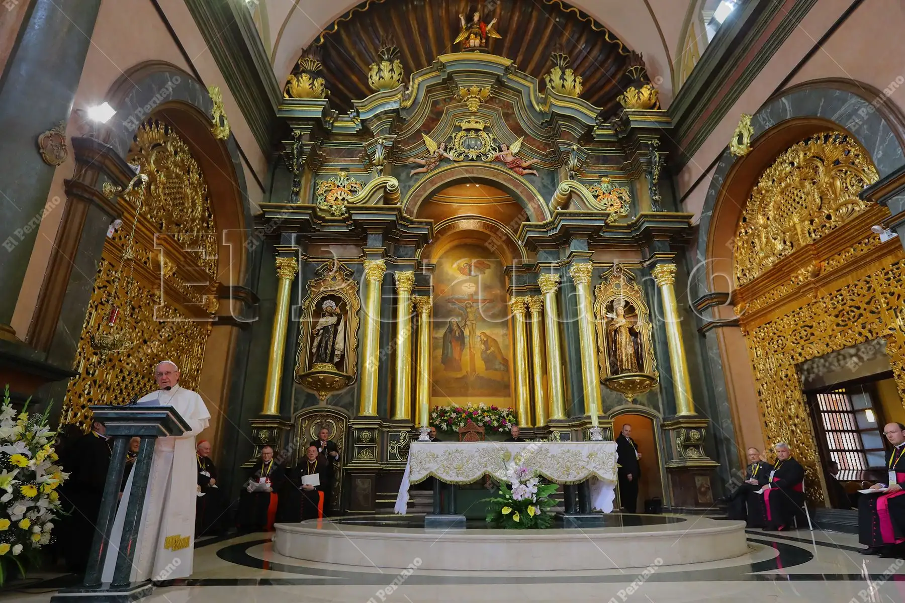 El Papa Francisco en la homilía dirigida a las religiosas de vida contemplativa del Señor de los Milagros en el iglesia de las Nazarenas. Foto: ANDINA / Andrés Valle
