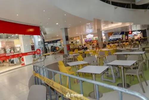 burgomaestre Antonio Jara Gallardo ejecutó la clausura después de un diálogo con la gerencia general del centro comercial, en el que se les instó a tomar las medidas correctivas necesarias para garantizar la plena seguridad de la población.