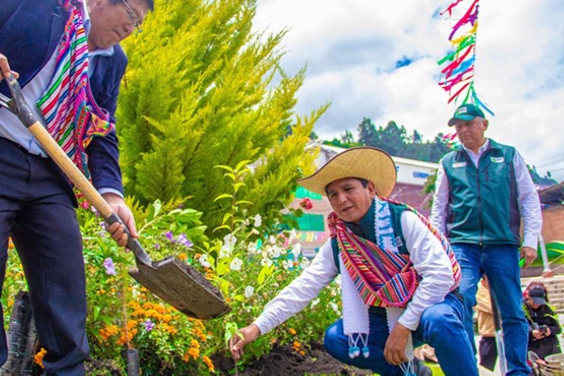 Proyecto Forestal y Frutícola en el distrito de Lircay beneficiará a más de 6,500 personas. Foto: MIDAGRI/Difusión.