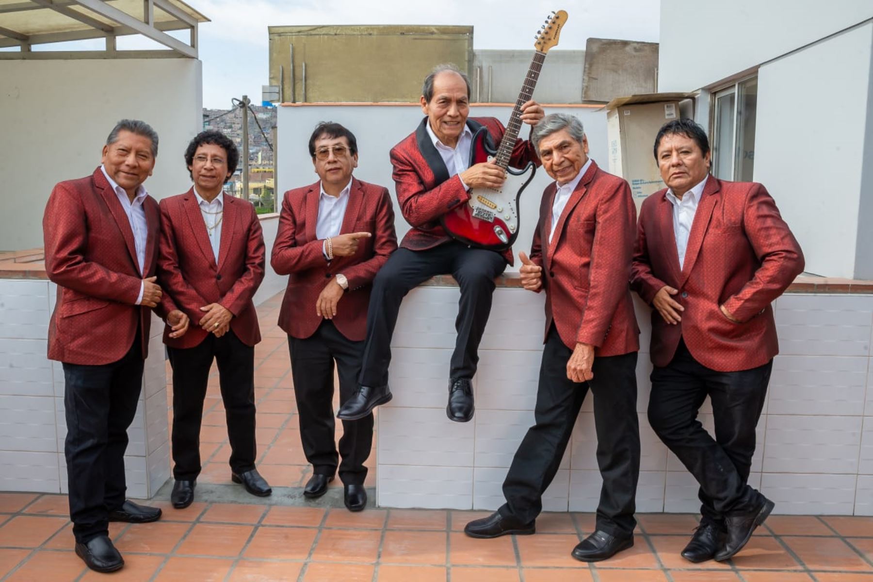 Lener Muñoz: más de cuatro décadas en la música con El Súper Grupo