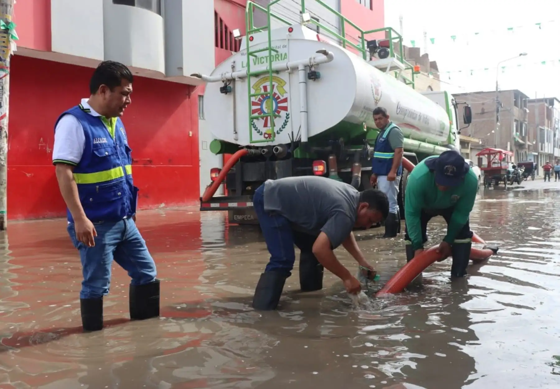Sunass exhorta a EPS priorizar atención de aniegos y colapsos ante alerta de leptospirosis