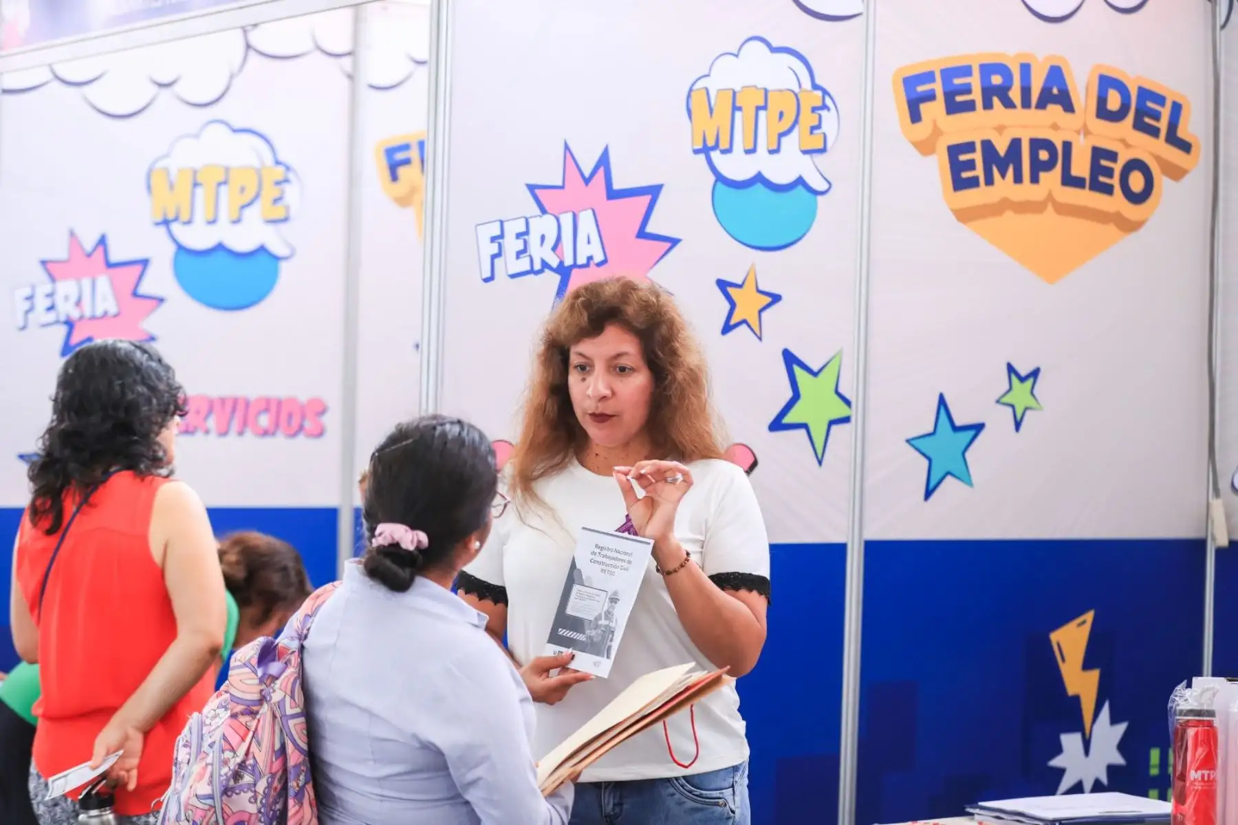 La presidenta de la república, Dina Boluarte, participa en la inauguración de la Feria del Empleo 2025, que se desarrolla en el distrito de Jesús María. Foto: ANDINA/Prensa Presidencia